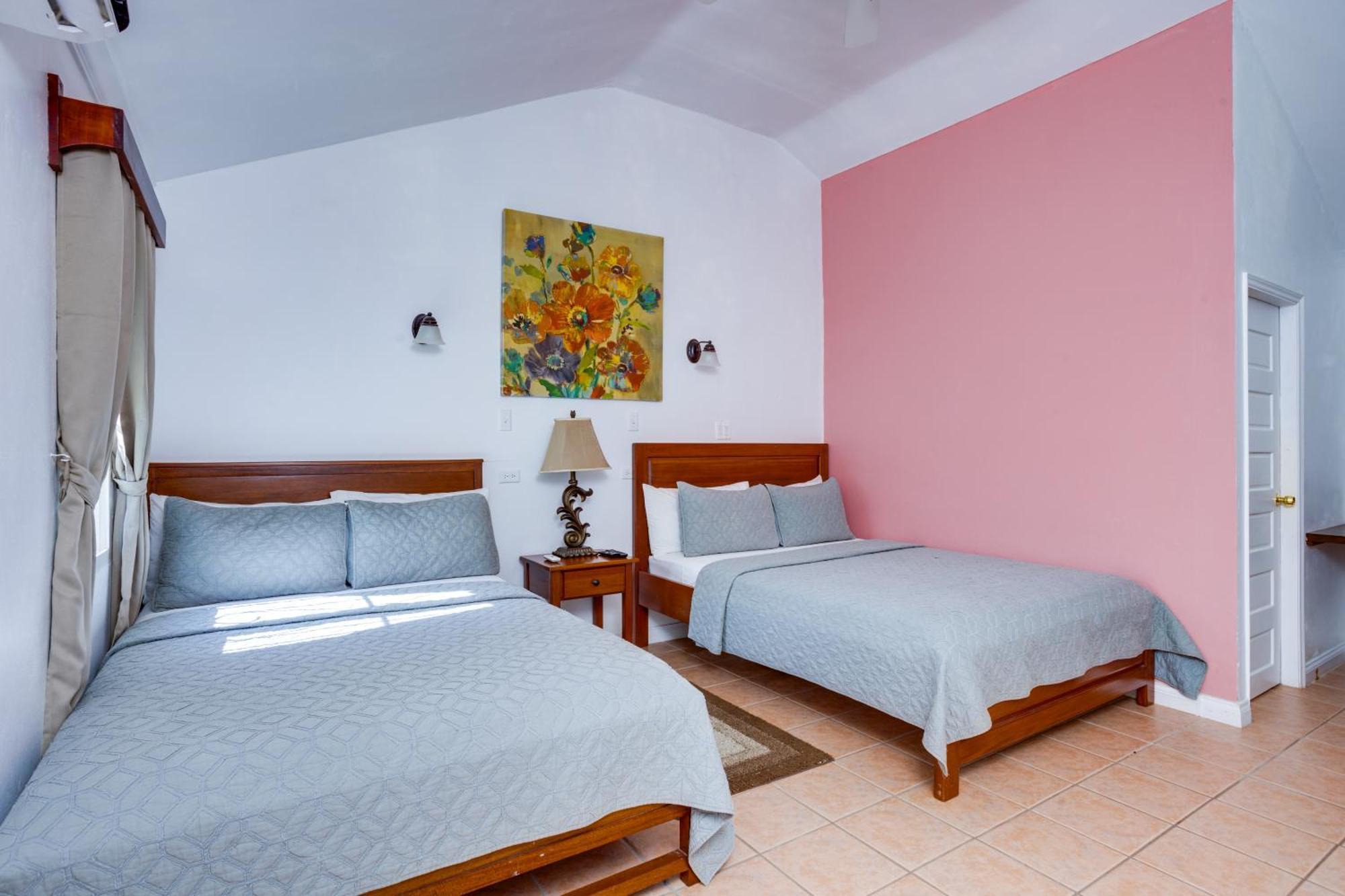 Harbour View Boutique Hotel & Yoga Retreat Belize City Room photo